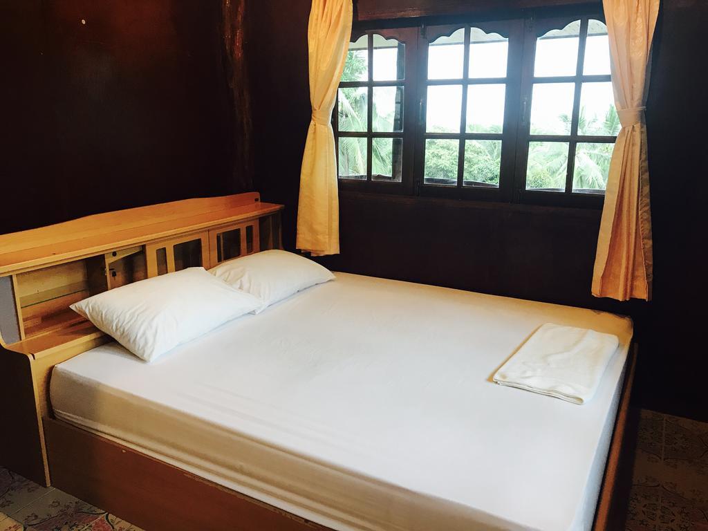 Sunyo Garden Guesthouse Baan Tai Extérieur photo