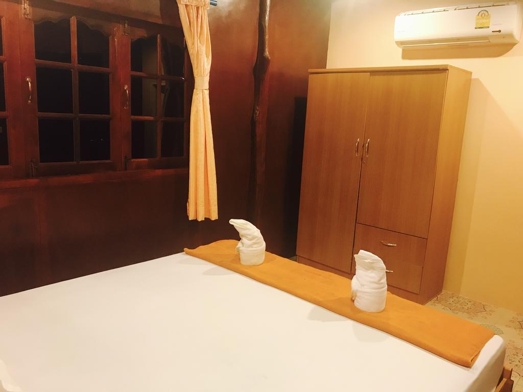 Sunyo Garden Guesthouse Baan Tai Extérieur photo